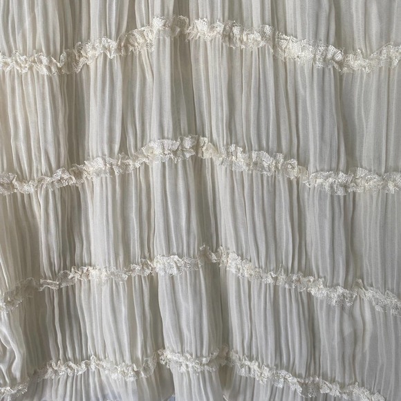 Blu Pepper Blouse - Picture 2 of 5